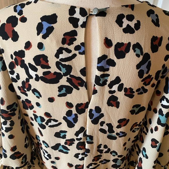 Leopard 🐾 Batwing Boutique Mini Dress Size Medium - Picture 8 of 10